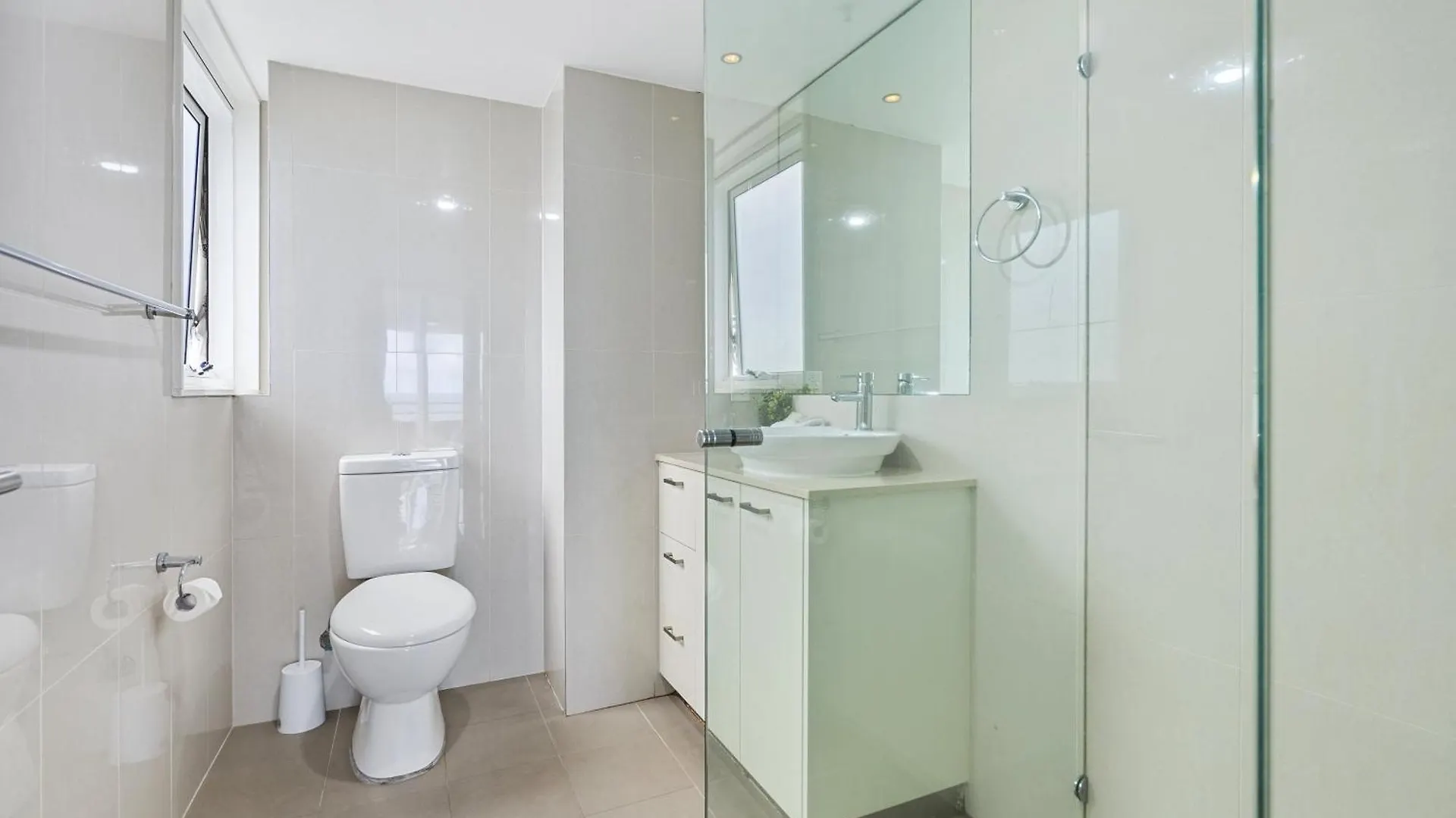 Stunning Ocean Views In 2 Bedroom Unit At Zenith - Q Stay Gold Coast