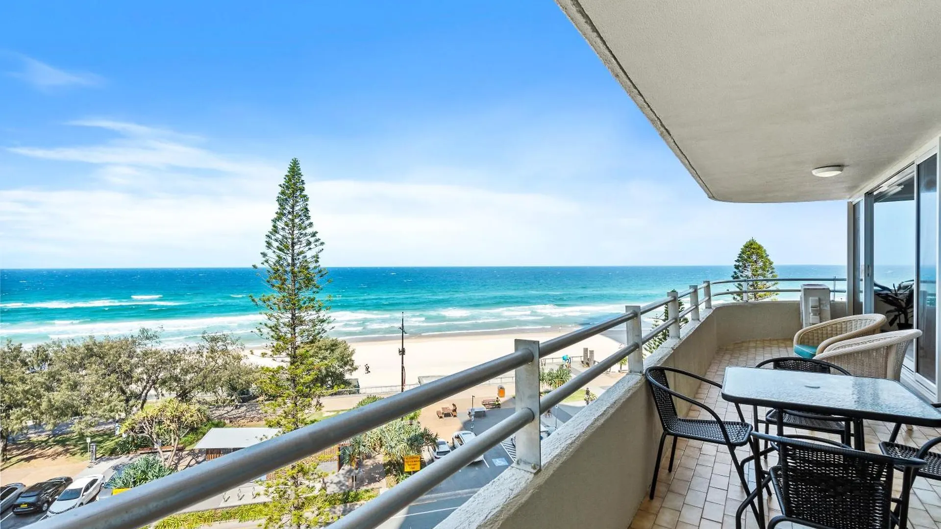 Stunning Ocean Views In 2 Bedroom Unit At Zenith - Q Stay ゴールドコースト アパート